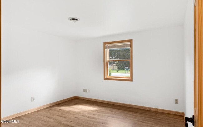 Building Photo - 24 Thimbleberry Rd