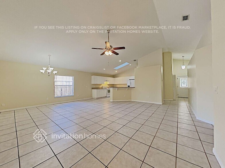 Building Photo - 5110 Volusia Ave