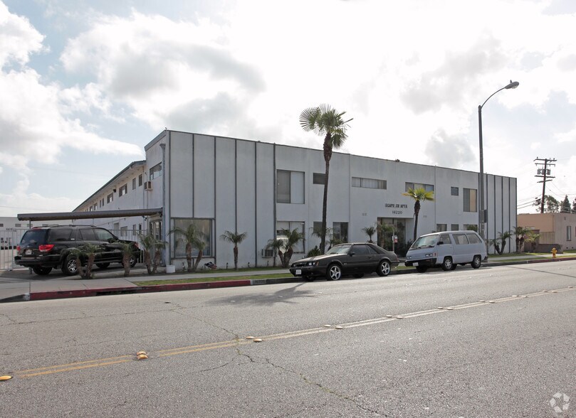 Primary Photo - Acapulco Apartments