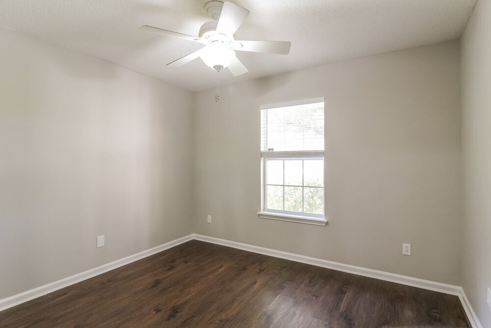 Building Photo - 96010 Gray Heron Ct