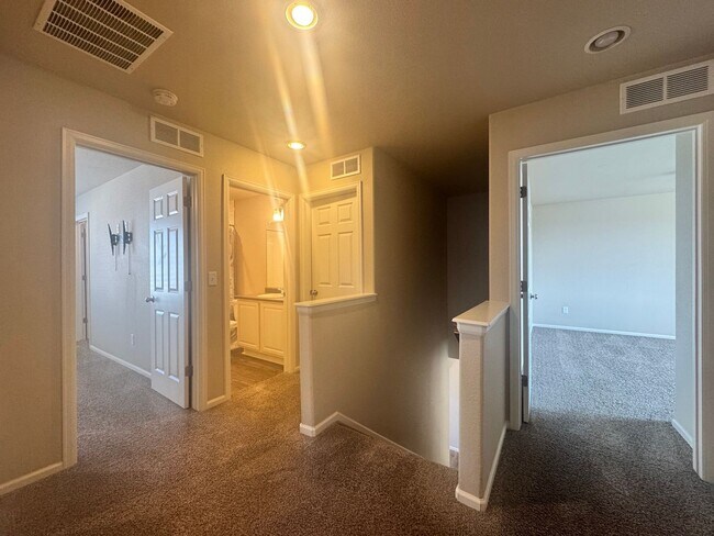 Building Photo - Newer 3 Bedroom in Banning Lewis Ranch
