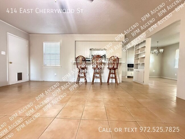 Building Photo - 414 E Cherry Wood Ln