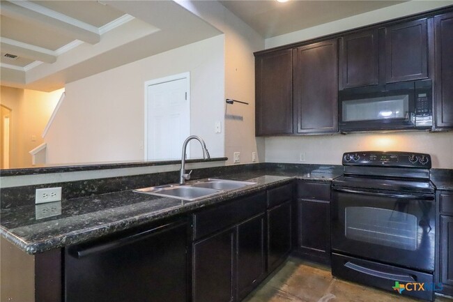 Building Photo - 1125 Brown Rock Dr