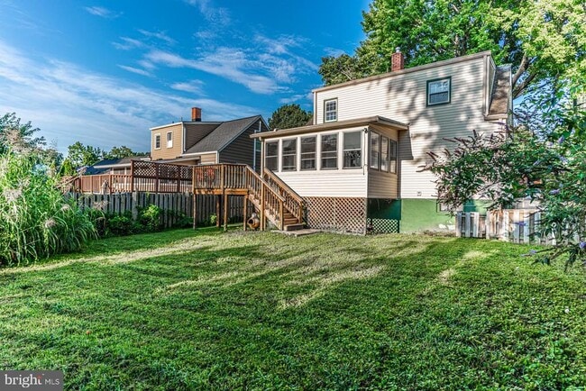 Building Photo - 2759 W George Mason Rd