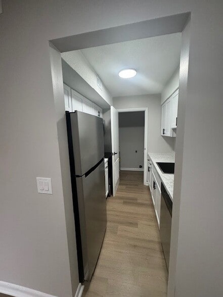 Building Photo - Deerfield Apartments