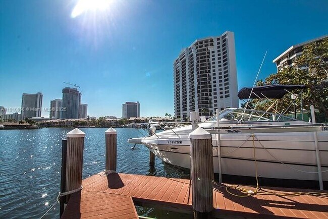 Building Photo - 500 Three Islands Boulevard