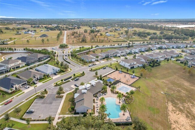 Building Photo - 3276 Windbeam Ct