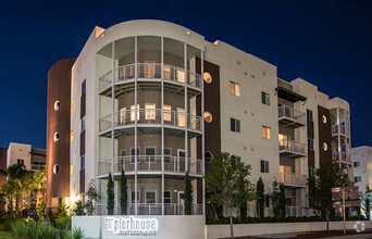 Building Photo - Pierhouse at Channelside