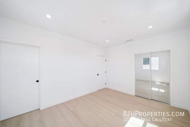 Building Photo - 5655 Case Ave