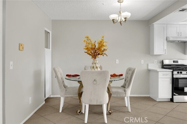 Building Photo - 331 E Phillips Blvd