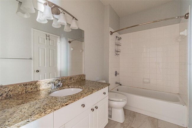 Building Photo - 2265 Portofino Pl