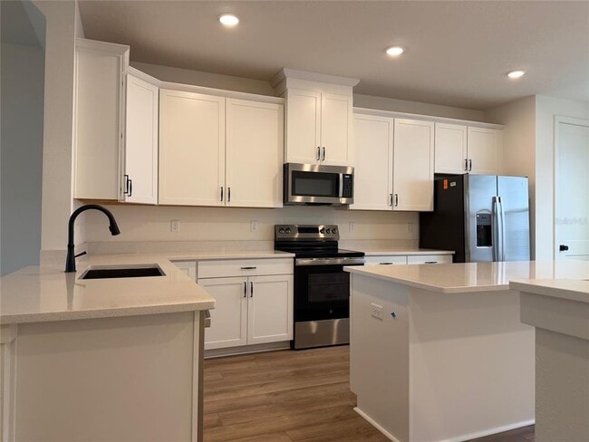 Building Photo - 15274 Groveside Rd