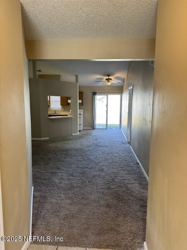 Building Photo - 2654 Hidden Village Dr