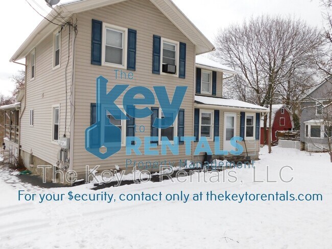 Primary Photo - 182 E Main St