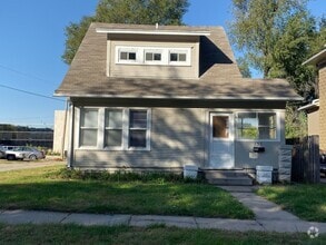 Building Photo - Comfort & Convenience: 3-Bed, 2-Bath Near ...