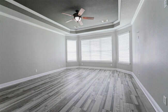 Building Photo - 6227 Presidio Canyon Dr