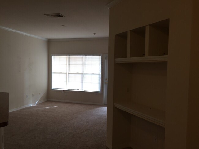 Building Photo - 3615 Conroy Rd