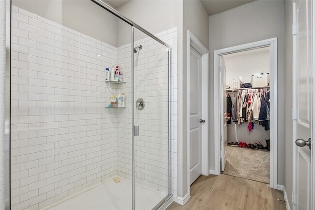 Building Photo - 4812 Foundation St