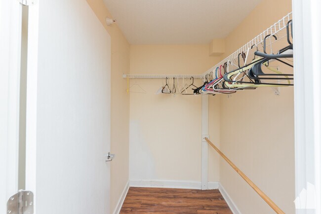 Building Photo - 545 N Dearborn St