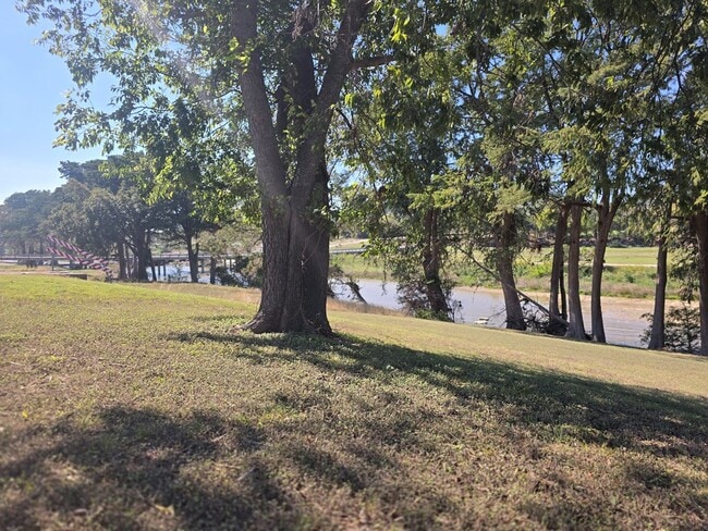 Building Photo - 108 F St