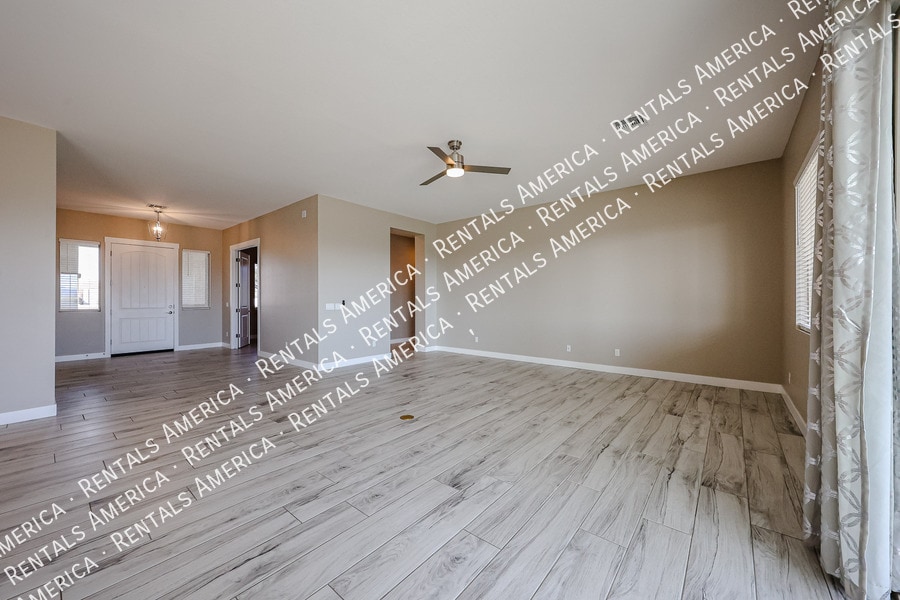 Building Photo - 31121 N 136th Wy