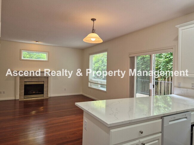 Building Photo - Available Now Stunning 2 Level Traditional...