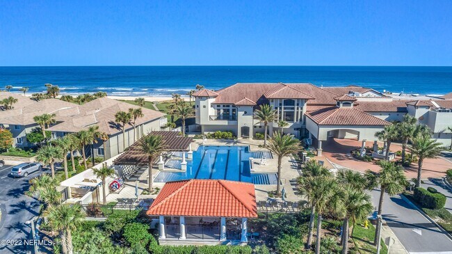 Building Photo - 649 Summer Pl