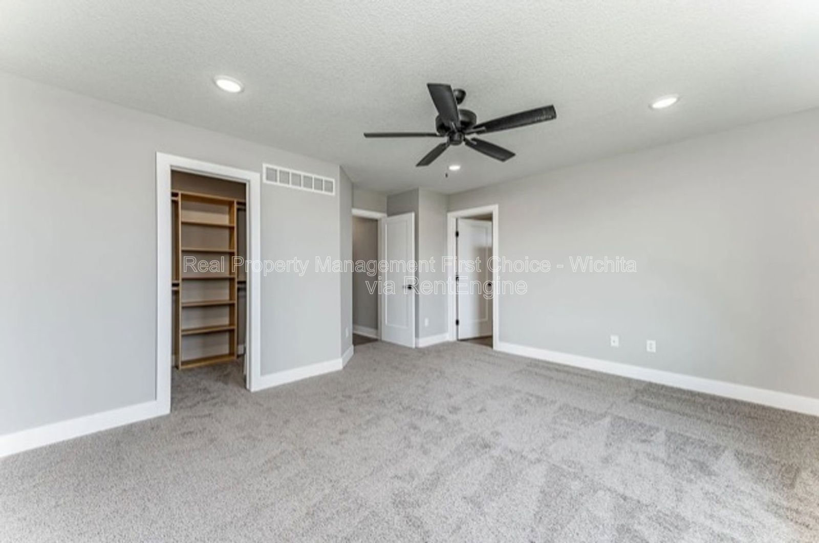 Building Photo - 1256 Main St