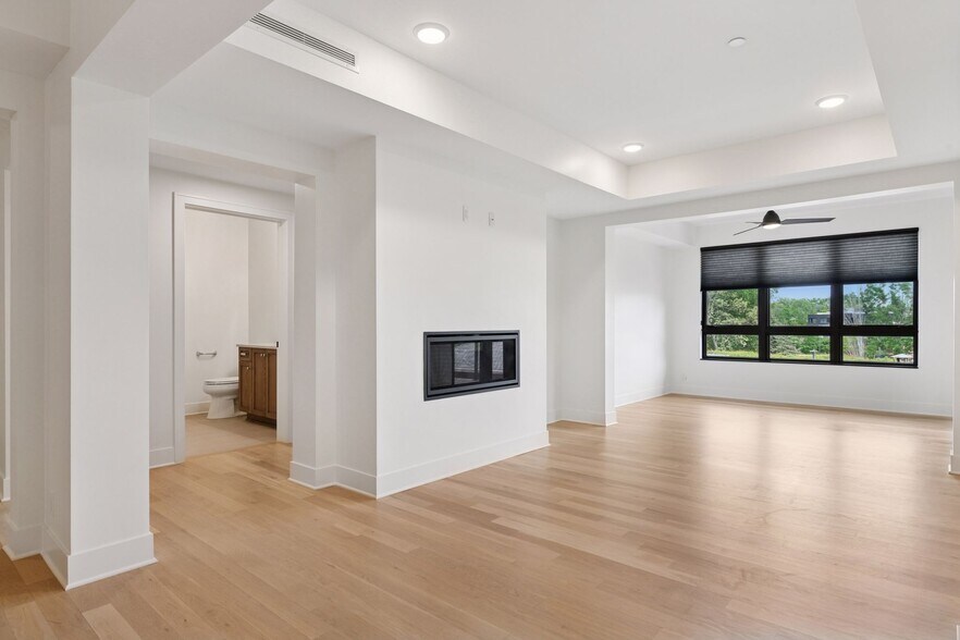 Beautiful hardwood flooring throughout - 222 Ferndale Rd S