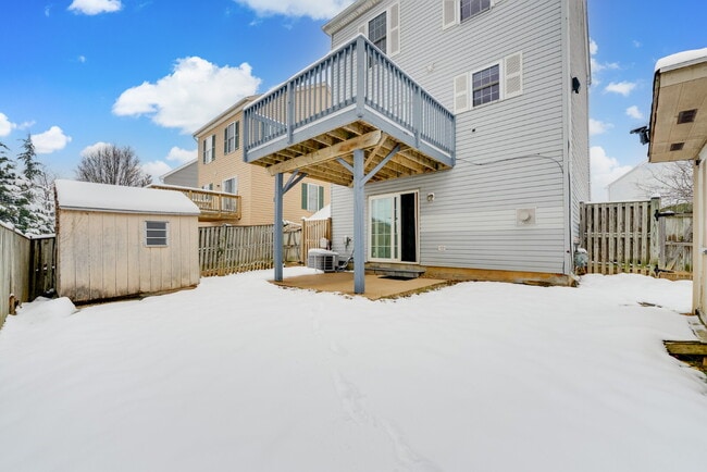 Building Photo - *Fully Furnished Option Available***Nestled in a highly desirable and safe neighborhood