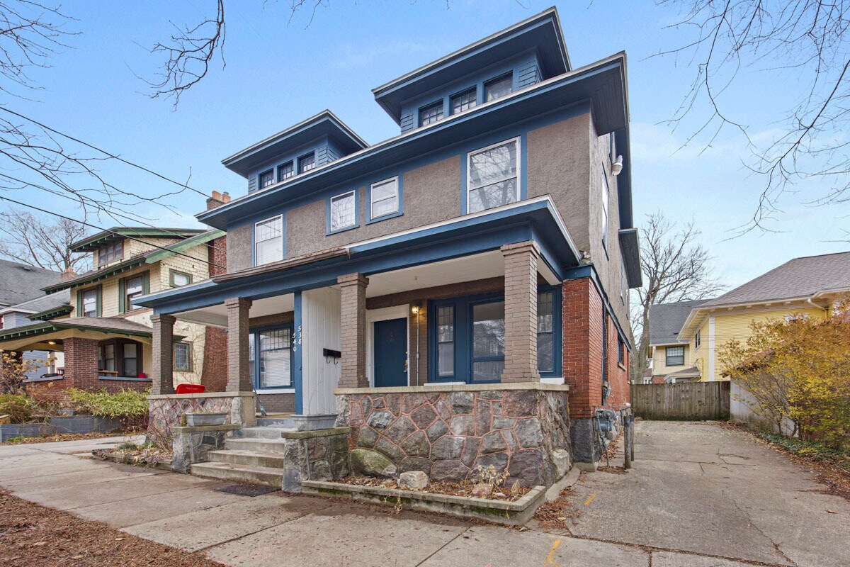 Building Photo - 538 Logan St SE