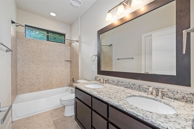 Building Photo - 405 Penny Kathleen Ct