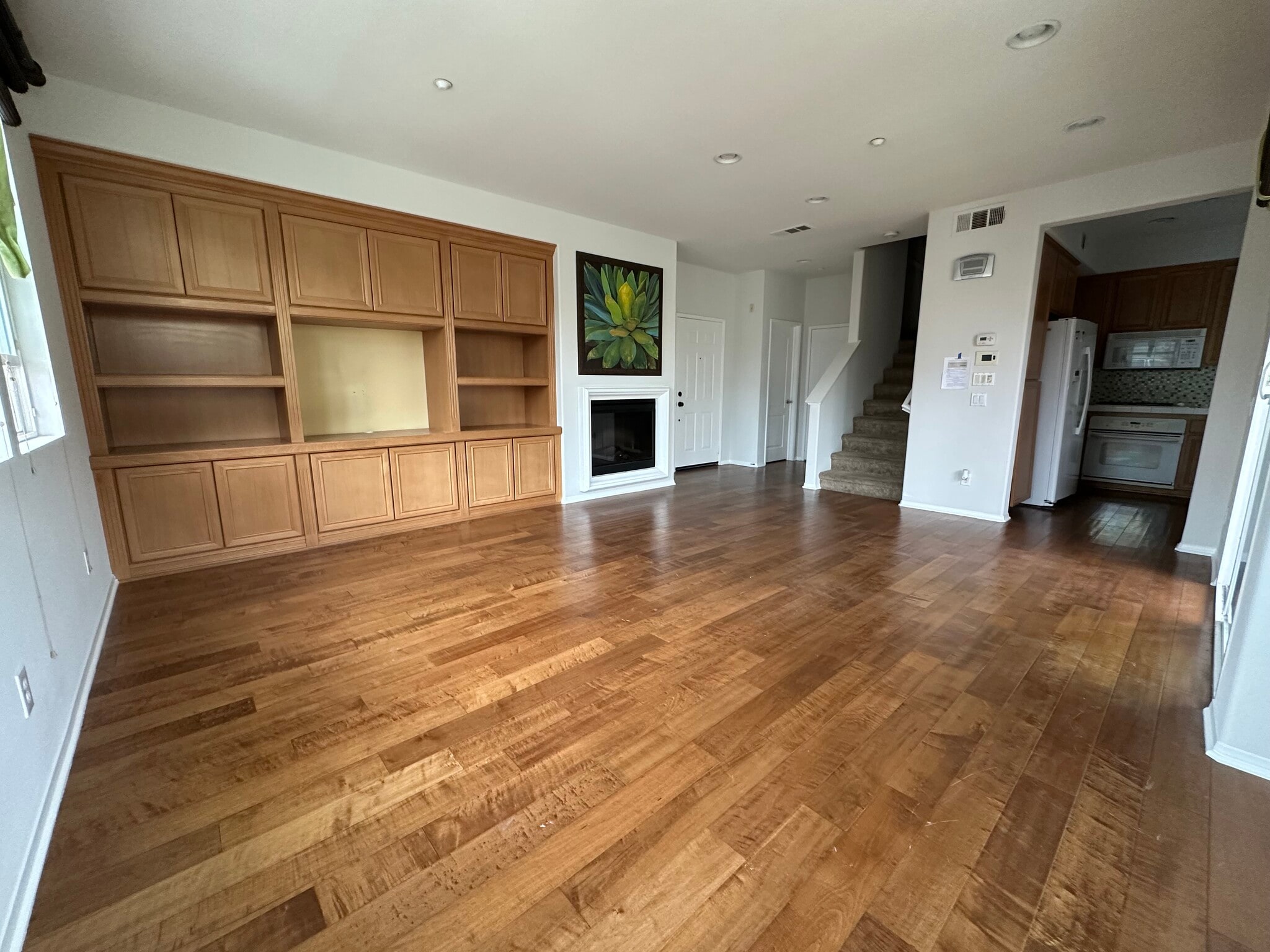 Living area - 5053 Plaza Promenade