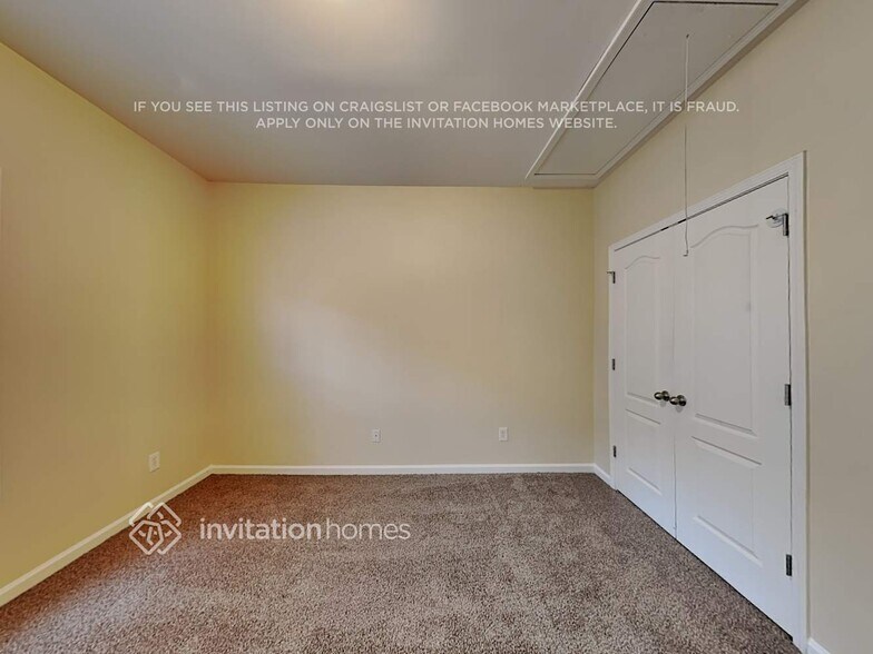 Building Photo - 2420 Brighton Ct