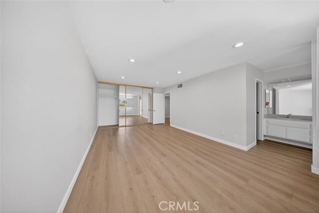 Building Photo - 15235 Magnolia Blvd