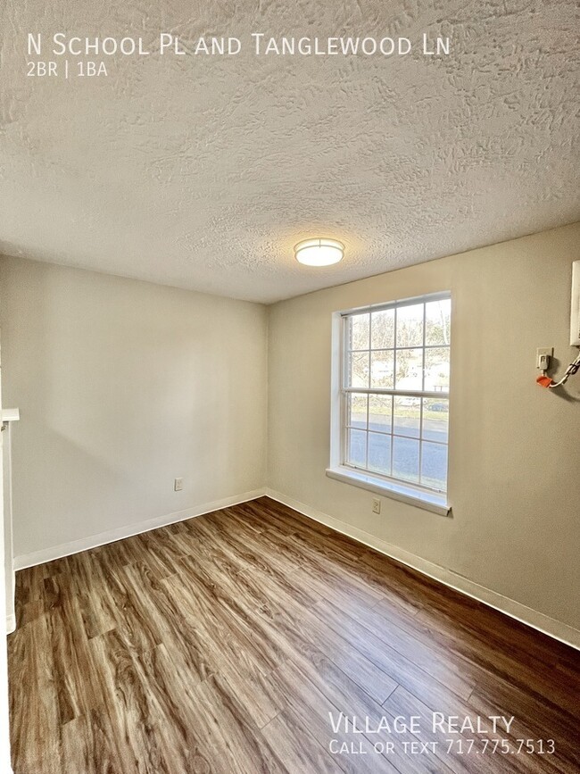 Building Photo - Newly-remodeled 2-bed! Ground Floor - No S...