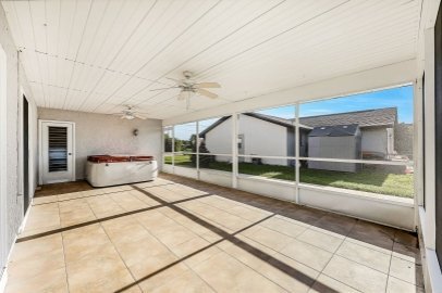 Building Photo - ANNUAL RENTAL: 3-Bedroom Waterfront Home w...
