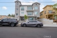 Building Photo - 10218 Fernglen Ave