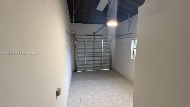 Building Photo - 4765 N Miami Ave