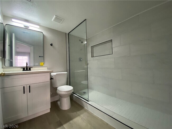 Building Photo - 8410 Eldora Ave