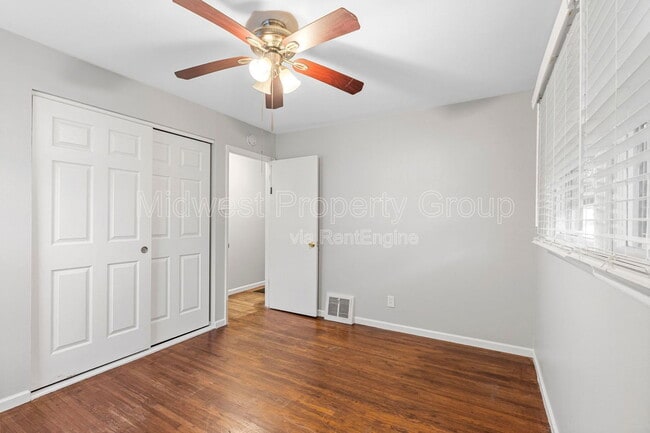 Building Photo - 306 Banff Cir