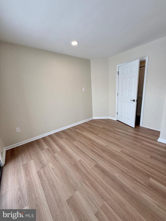 Building Photo - 31013 Bennett Pl