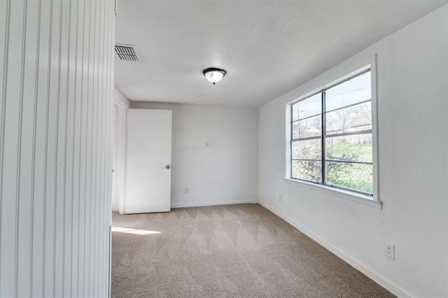 Building Photo - 5529 Diaz Ave