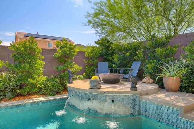 Building Photo - Amazing 2 story home in beautiful Tri Poin...
