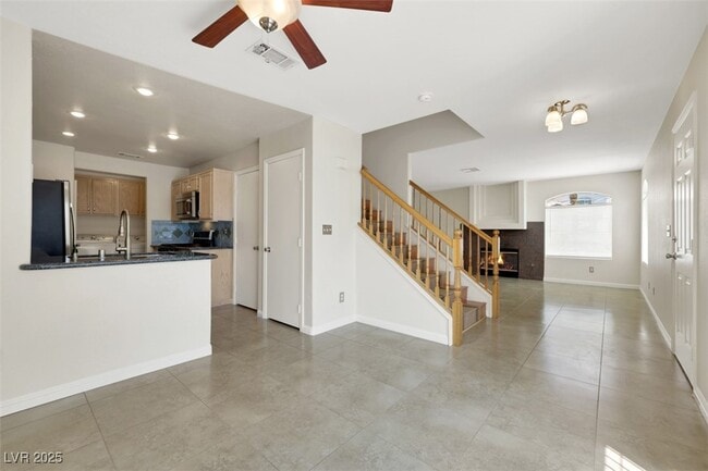 Building Photo - 901 Angel Star Ln