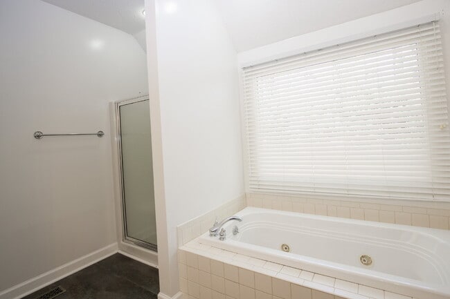 Building Photo - "Modern 3-Bedroom Home with 3 Full Bathrooms and Spacious Living Areas in Vass, NC!"