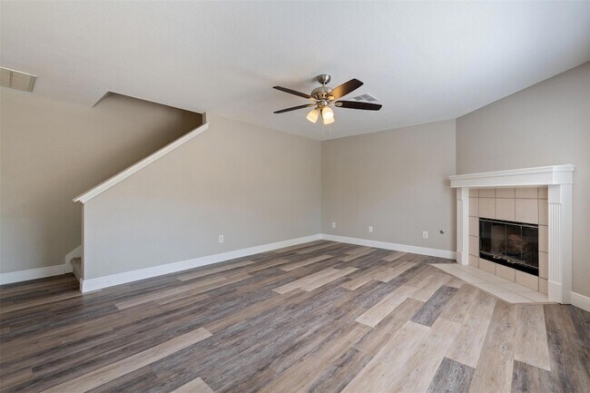 Building Photo - 1809 Vanderhill Cove