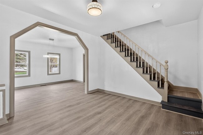 Building Photo - 62 Poplar St