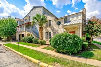 Building Photo - 2529 Rio Grande St