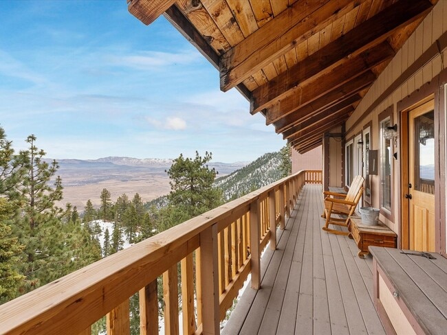 Building Photo - Seasonal or full-time Rental